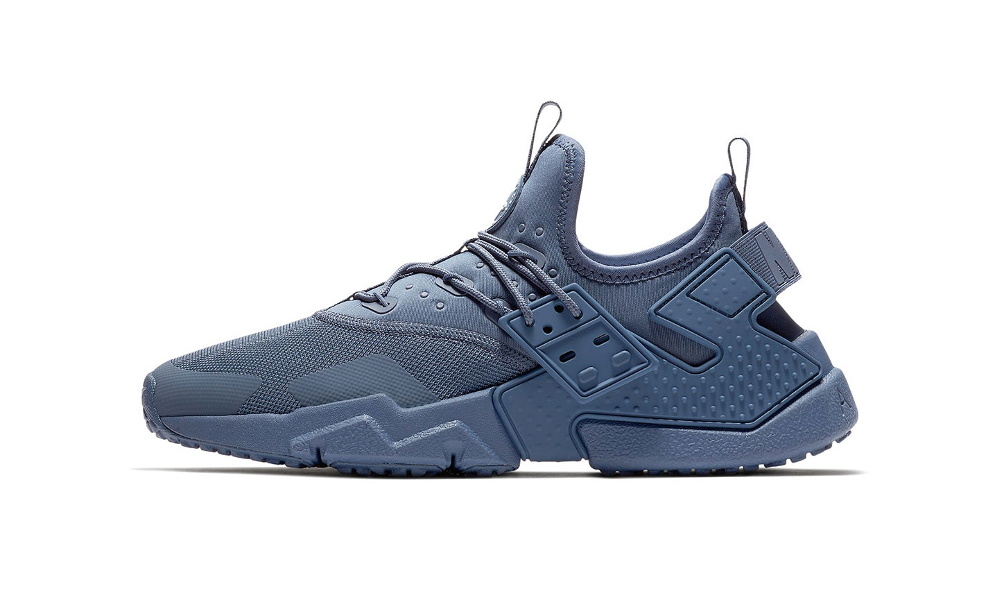 nike 发布全新配色的 air huarache