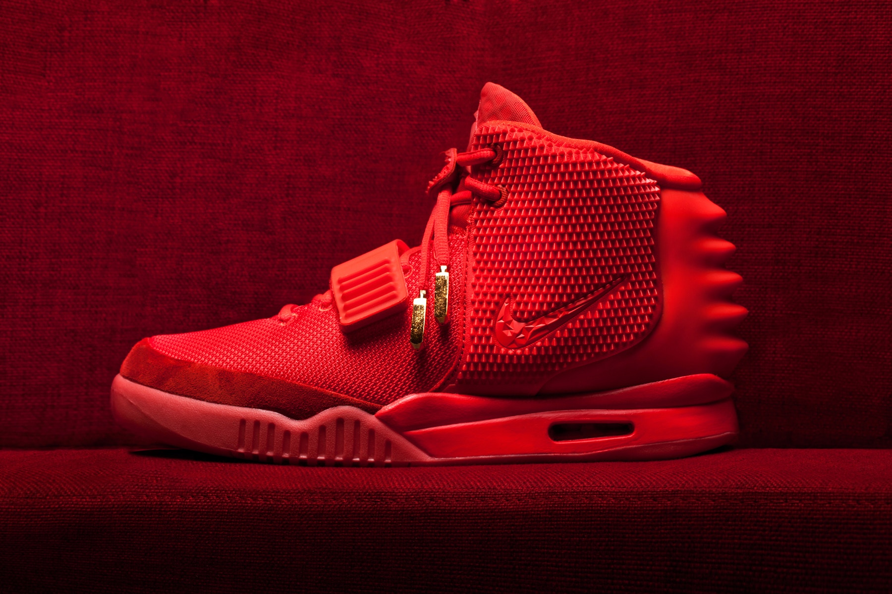 nike red octobers price