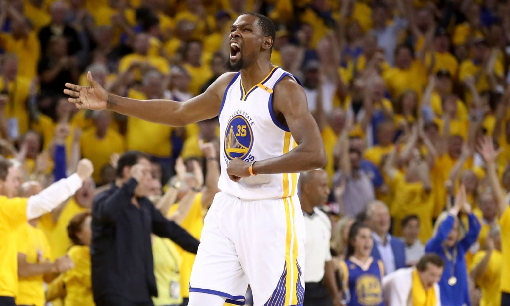 杜兰特NBA录像回顾职业生涯高光时刻展现超级得分手的全面技艺