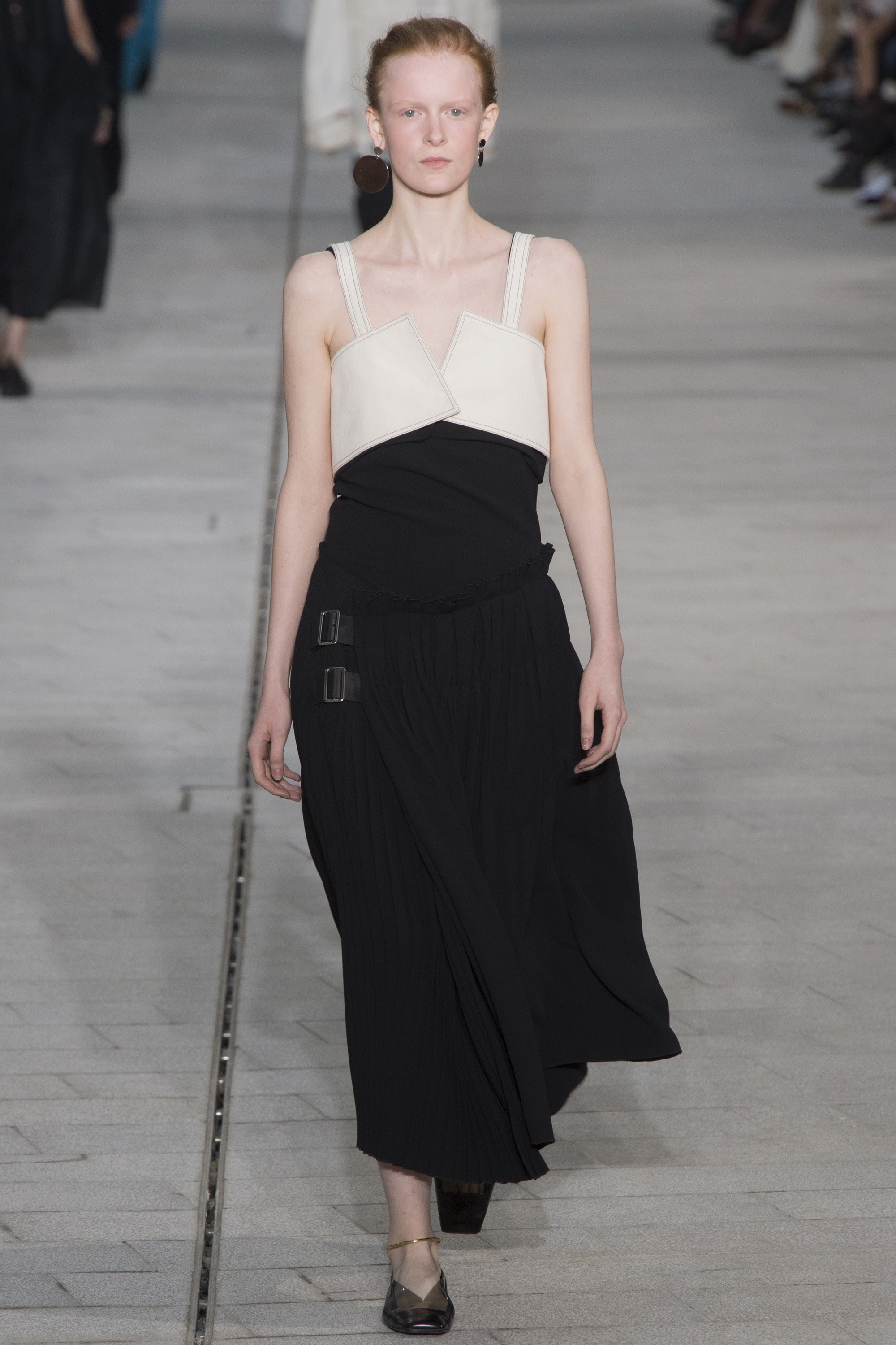 极简主义,jil sander 2018 春夏系列秀场直击