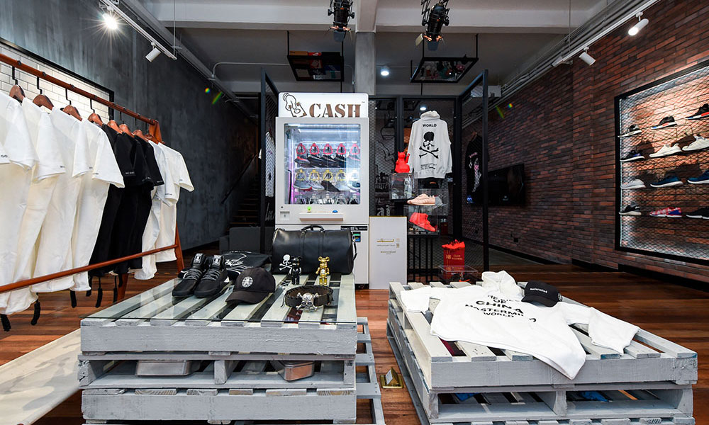 mastermind world 携手 marbled cat 打造 pop-up 期间限定店铺 –