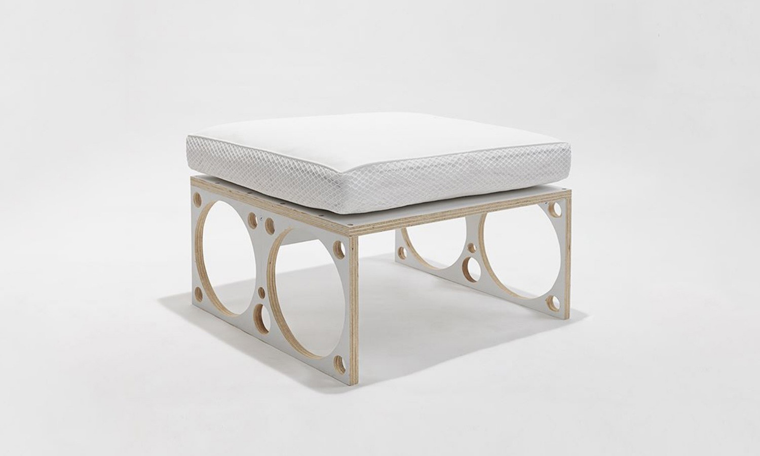 tom sachs 在 design miami 2017 展出全新家具设计 – nowre现客