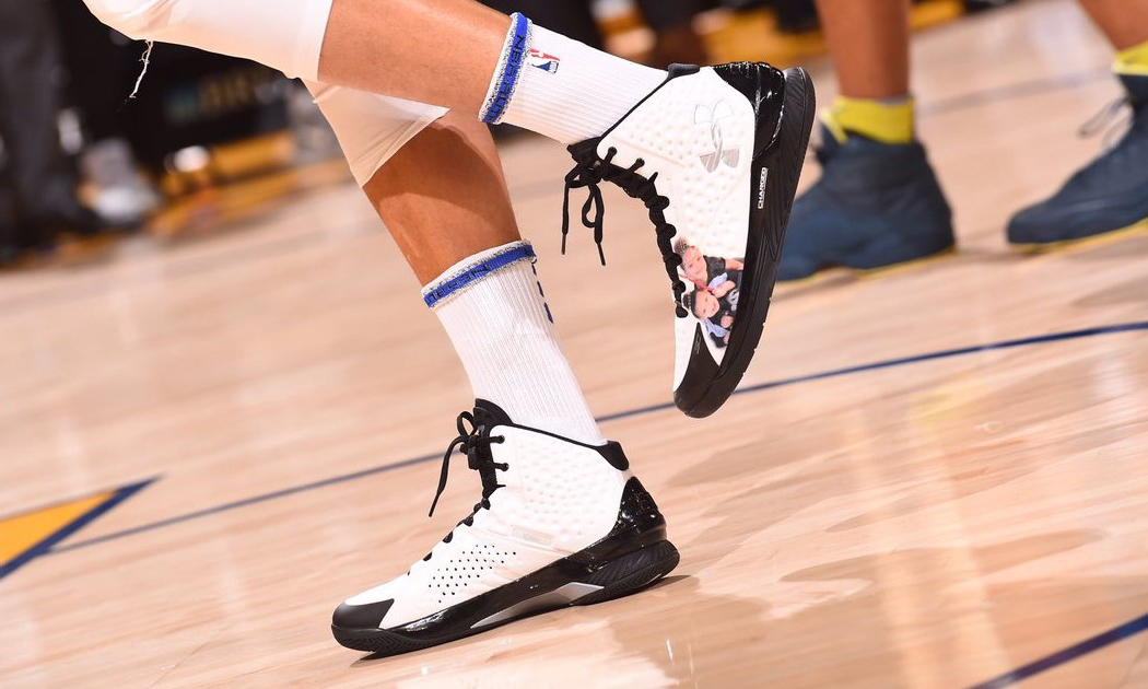 stephen curry 上脚特殊款 under armour curry 1 战靴