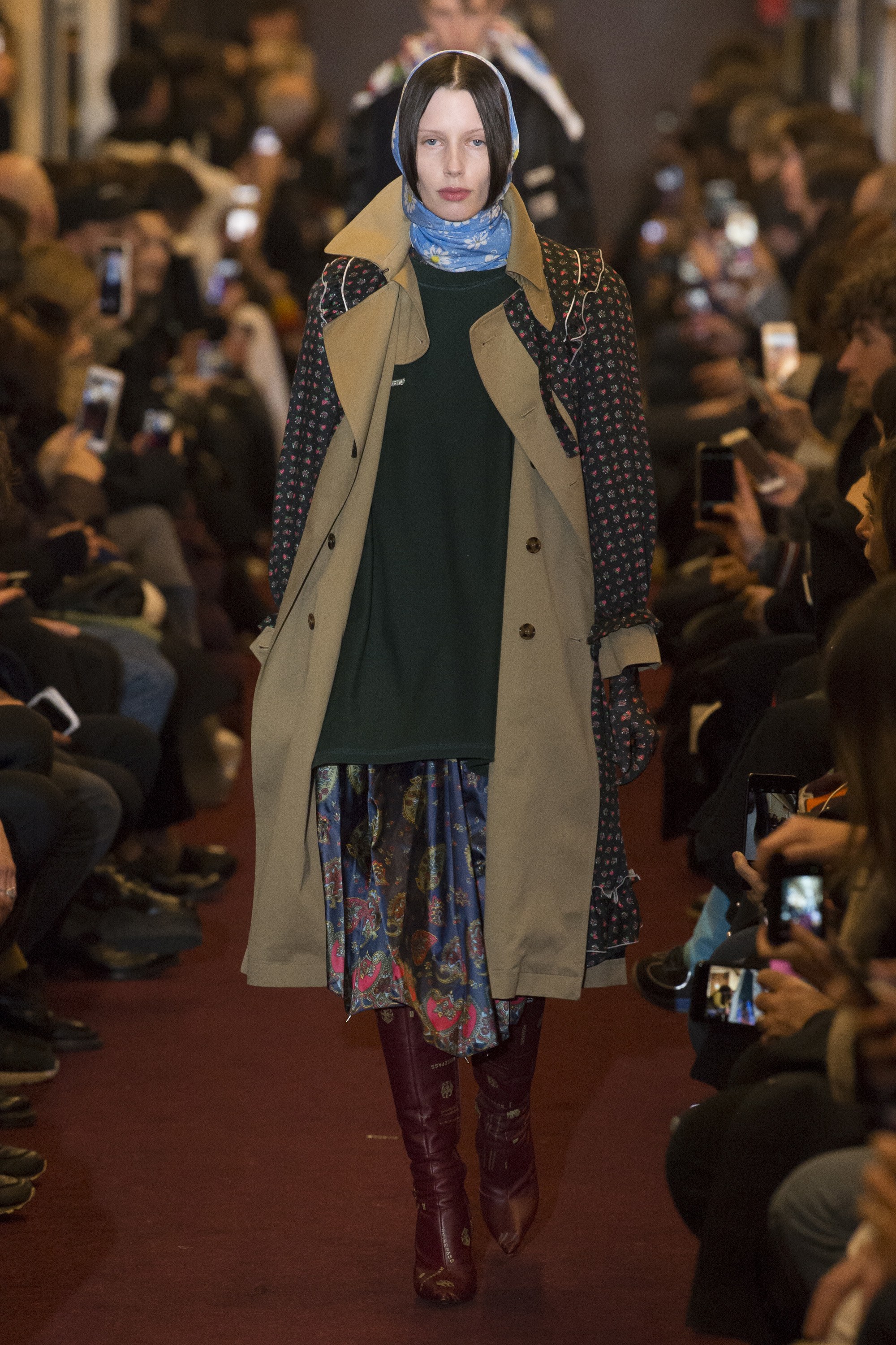 重回跳蚤市场!vetements 2018 秋冬秀场回顾