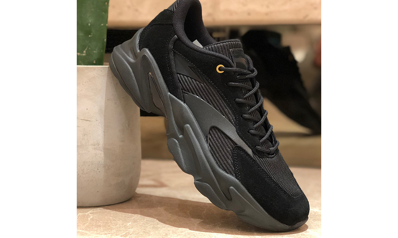 安踏walker version 1 将在三月发售