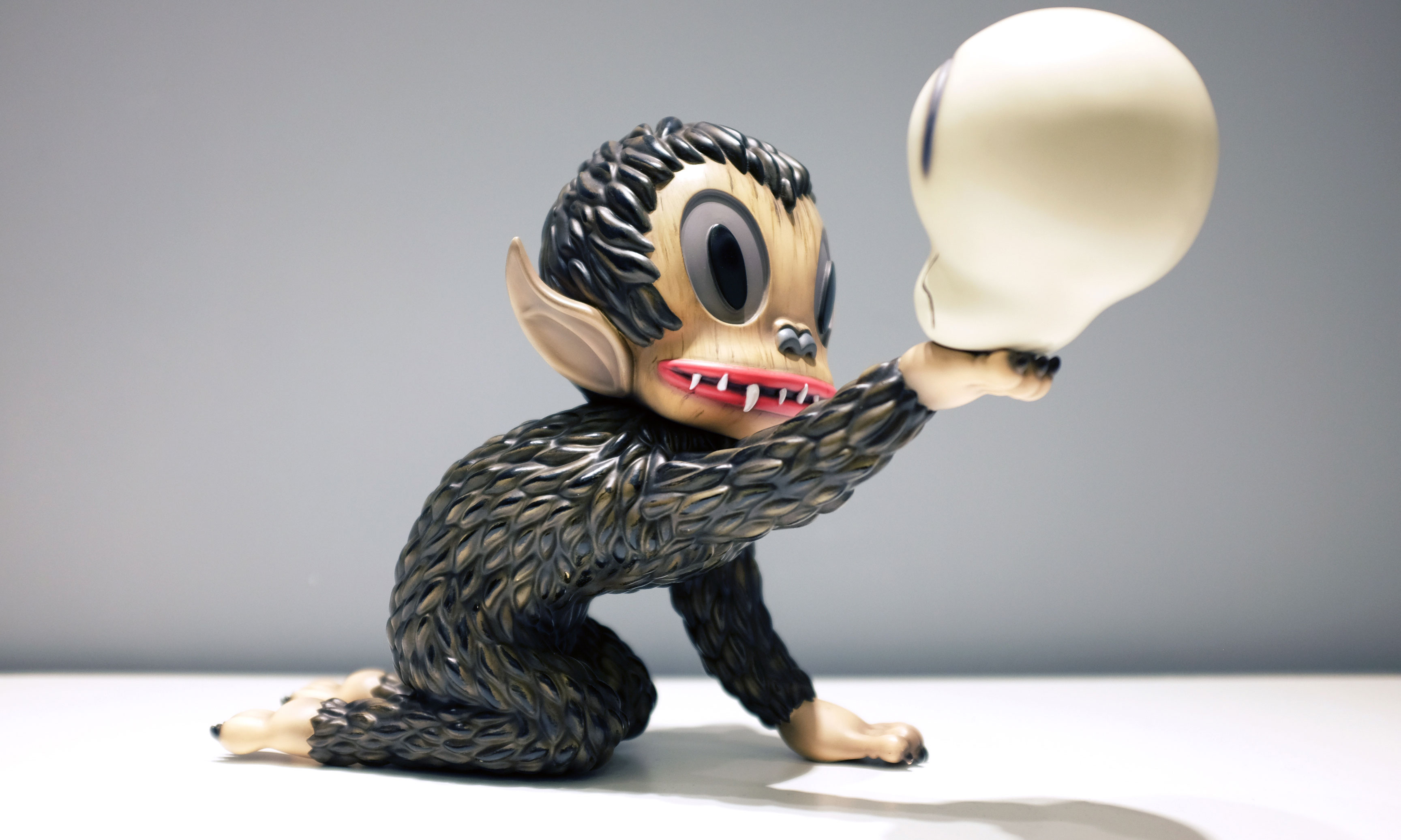 apportfolio x gary baseman 限量发售艺术雕塑作品 ahwroo – nowre