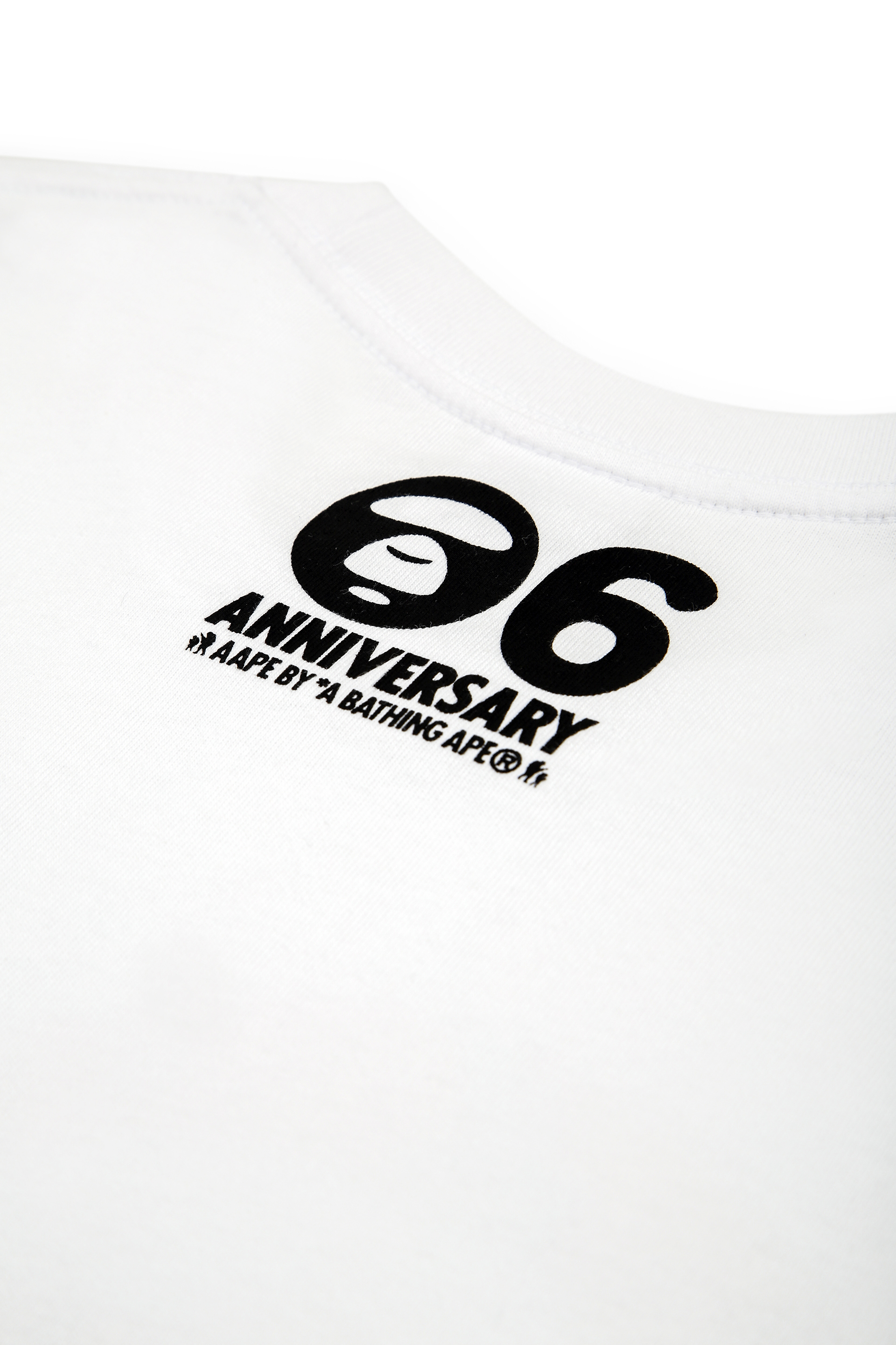 aape 六周年限量版橙色猿颜迷彩 print tee 登场