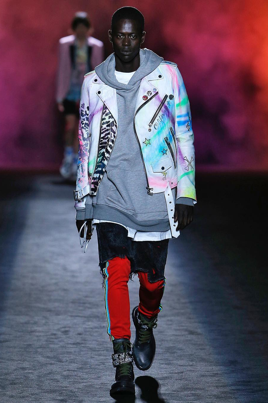 小众之选,amiri 在巴黎带来 2019 春夏系列