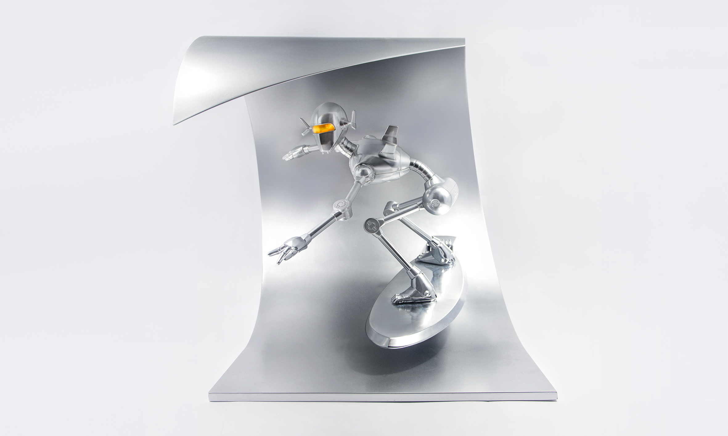 apportfolio x 空山基冲浪者限量雕塑即将开售 – nowre现客