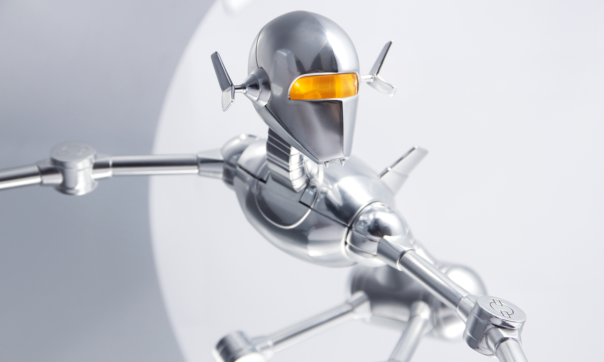 apportfolio x 空山基冲浪者限量雕塑即将开售 – nowre现客