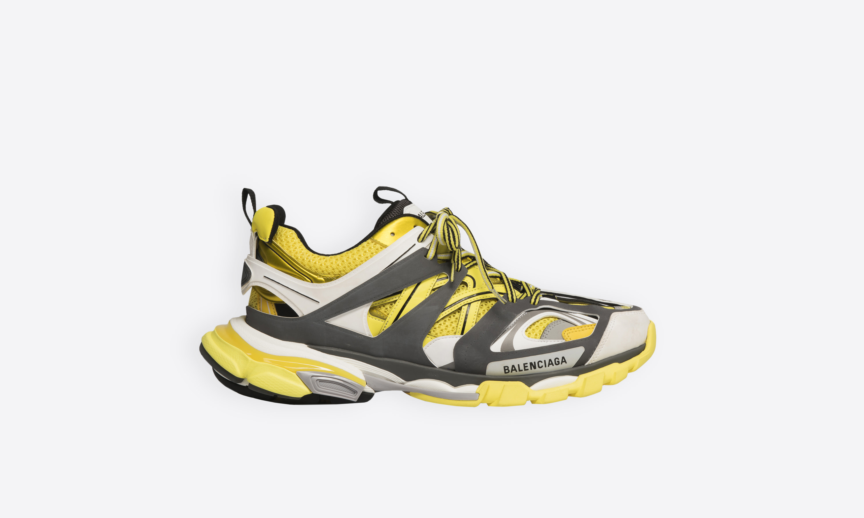 balenciaga 全新 "track" 球鞋即将正式发售