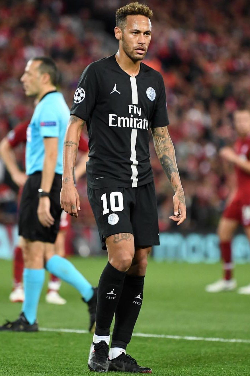 jordan brand x 巴黎圣日耳曼联名系列亮相欧冠赛场