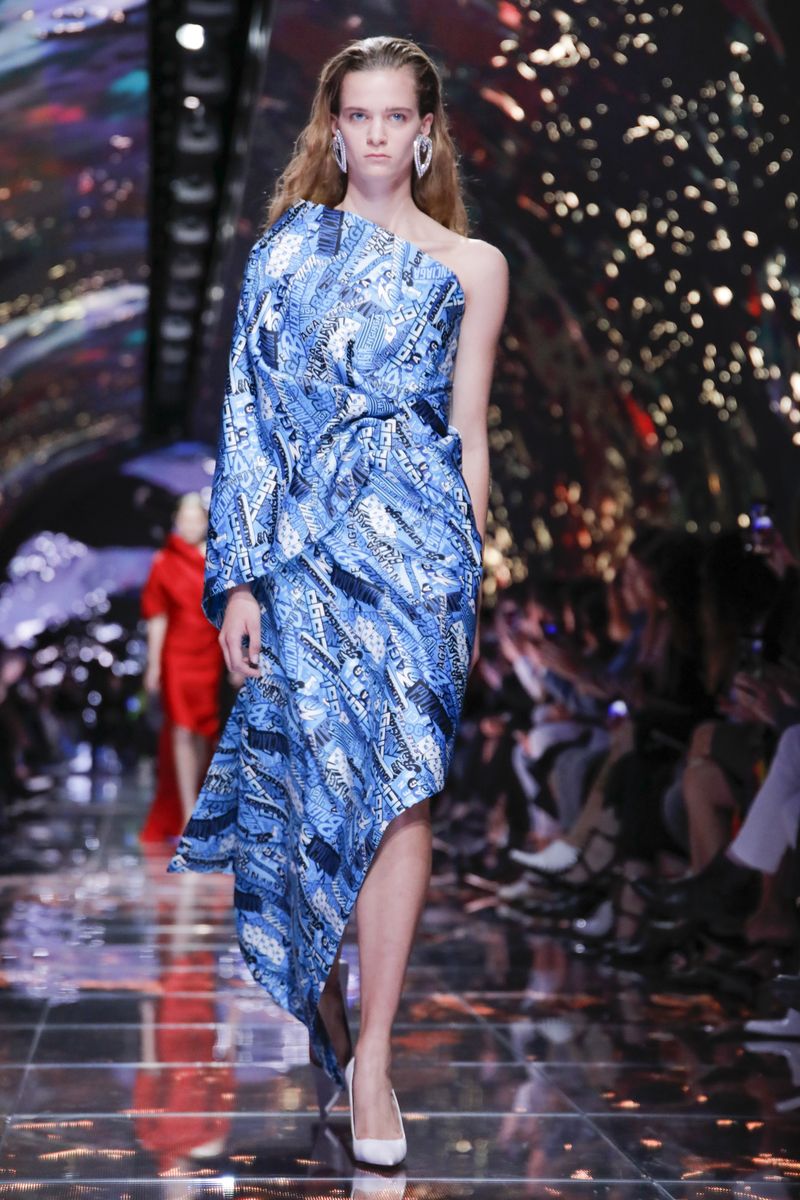 计算机的世界,balenciaga 2019 春夏系列秀场回顾