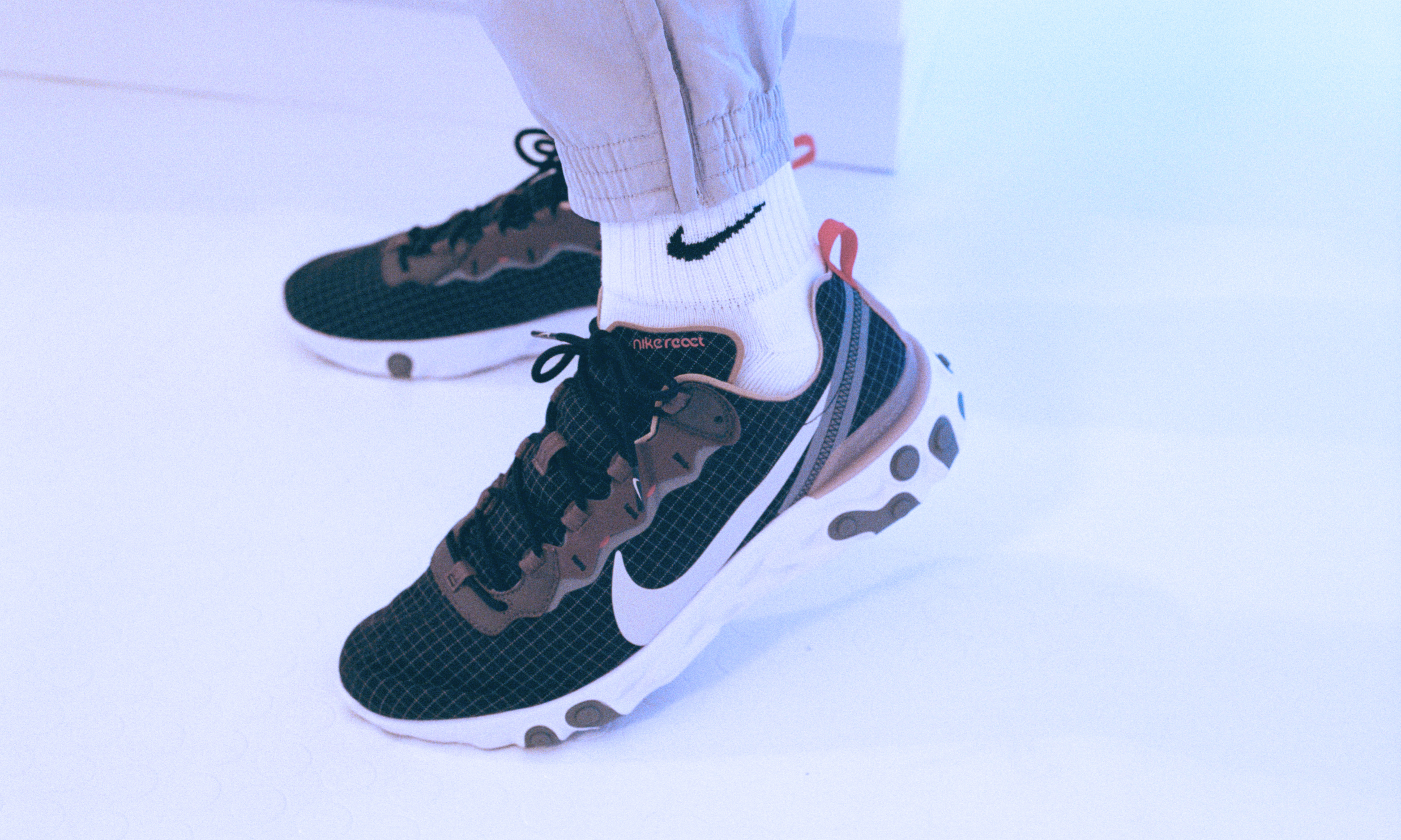 size? 推出限定独占配色 nike react element 55