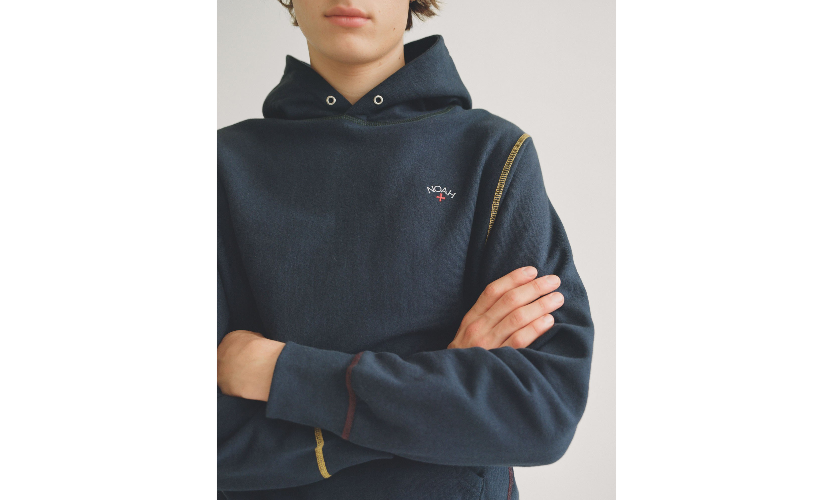 noah 三色缝线连帽卫衣惊喜上架