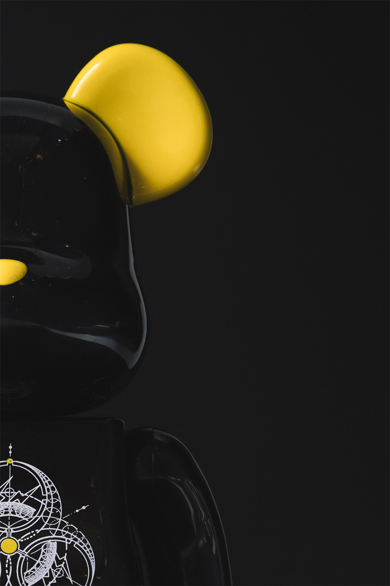 Bearbrick обои на айфон 11