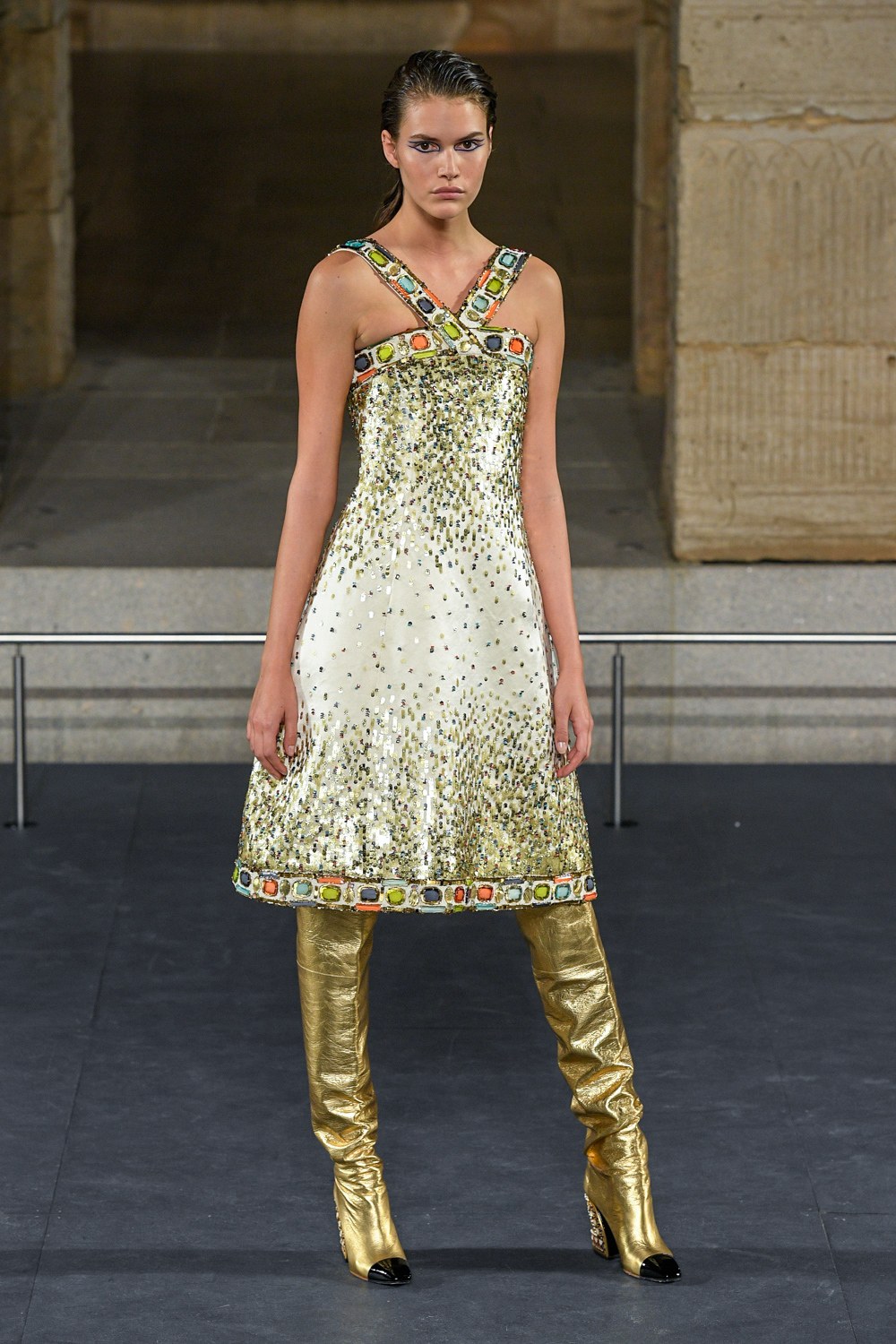 pharrell williams 登台,chanel 2019 早秋秀场回顾