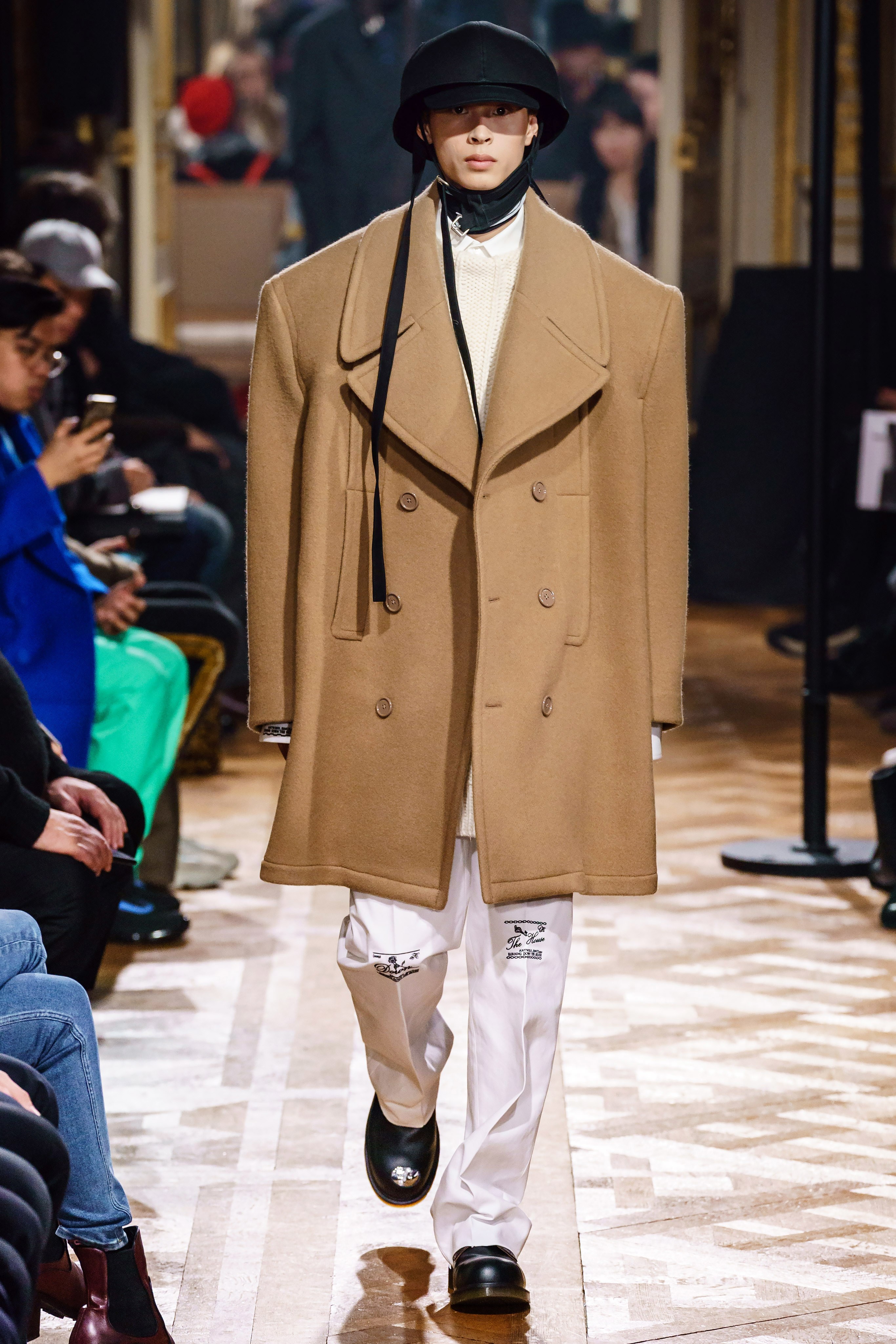 安特卫普系的时装解码,raf simons 发布 2019 秋冬系列