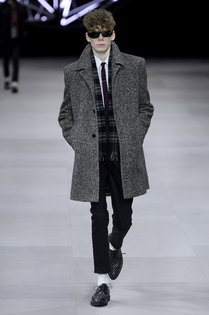 celine 2019 秋冬男装系列发布,依旧是熟悉的 hedi slimane 风格