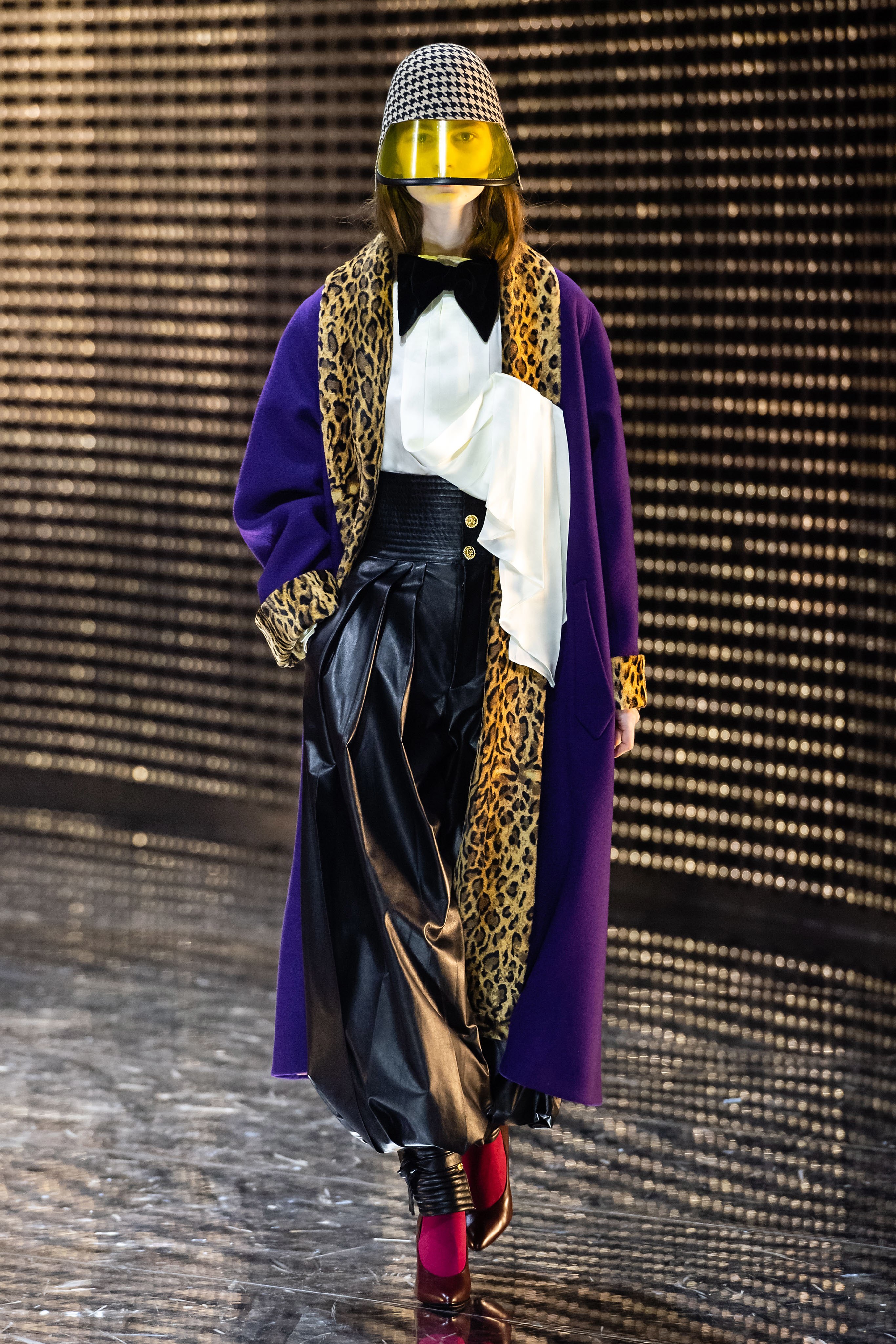 怪诞与梦幻的戏剧盛宴,gucci 2019 秋冬系列秀场回顾