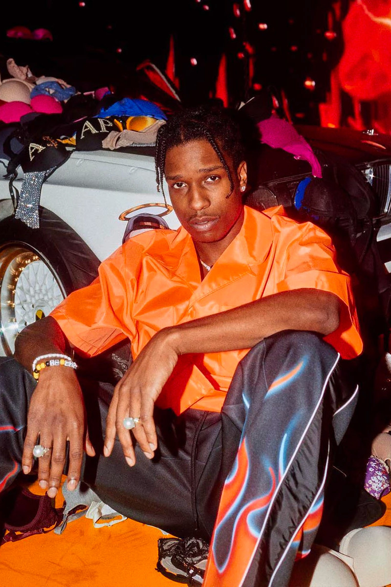 a$ap rocky 为演唱会客制全新的 prada 套装