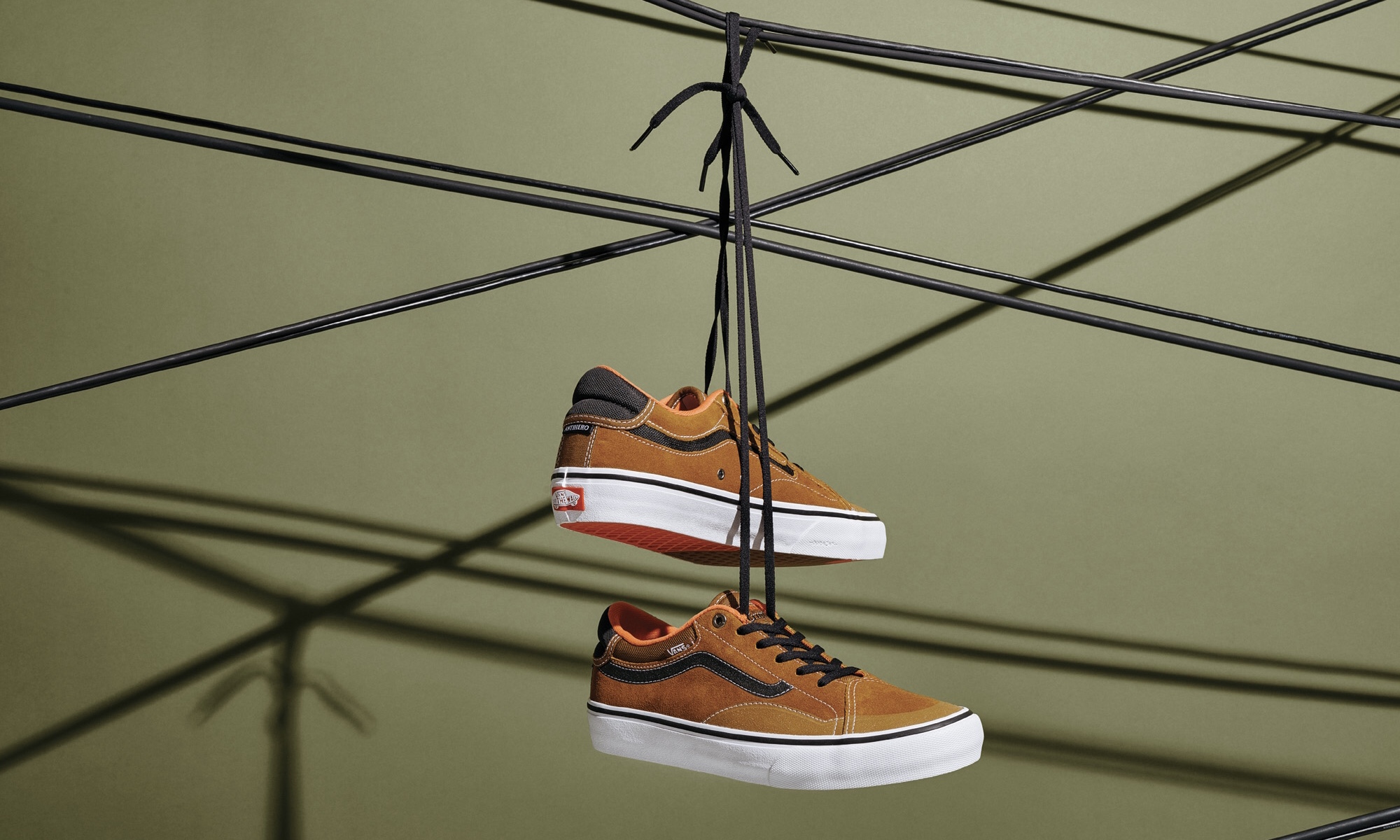 vans 携手 antihero 推出联名系列,展现滑板传统精神 – nowre现客