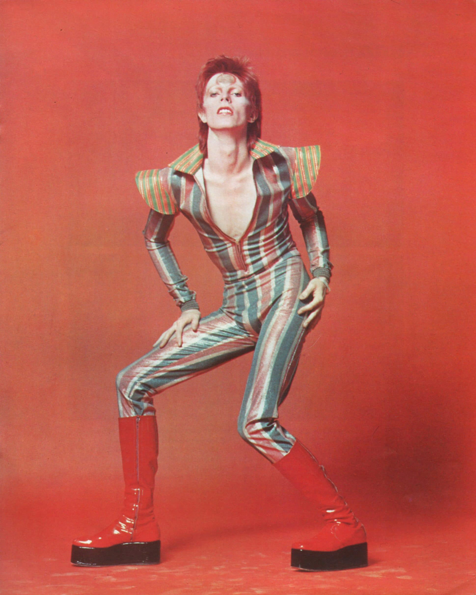 从vans x david bowie 系列回顾一代摇滚明星的传奇时刻