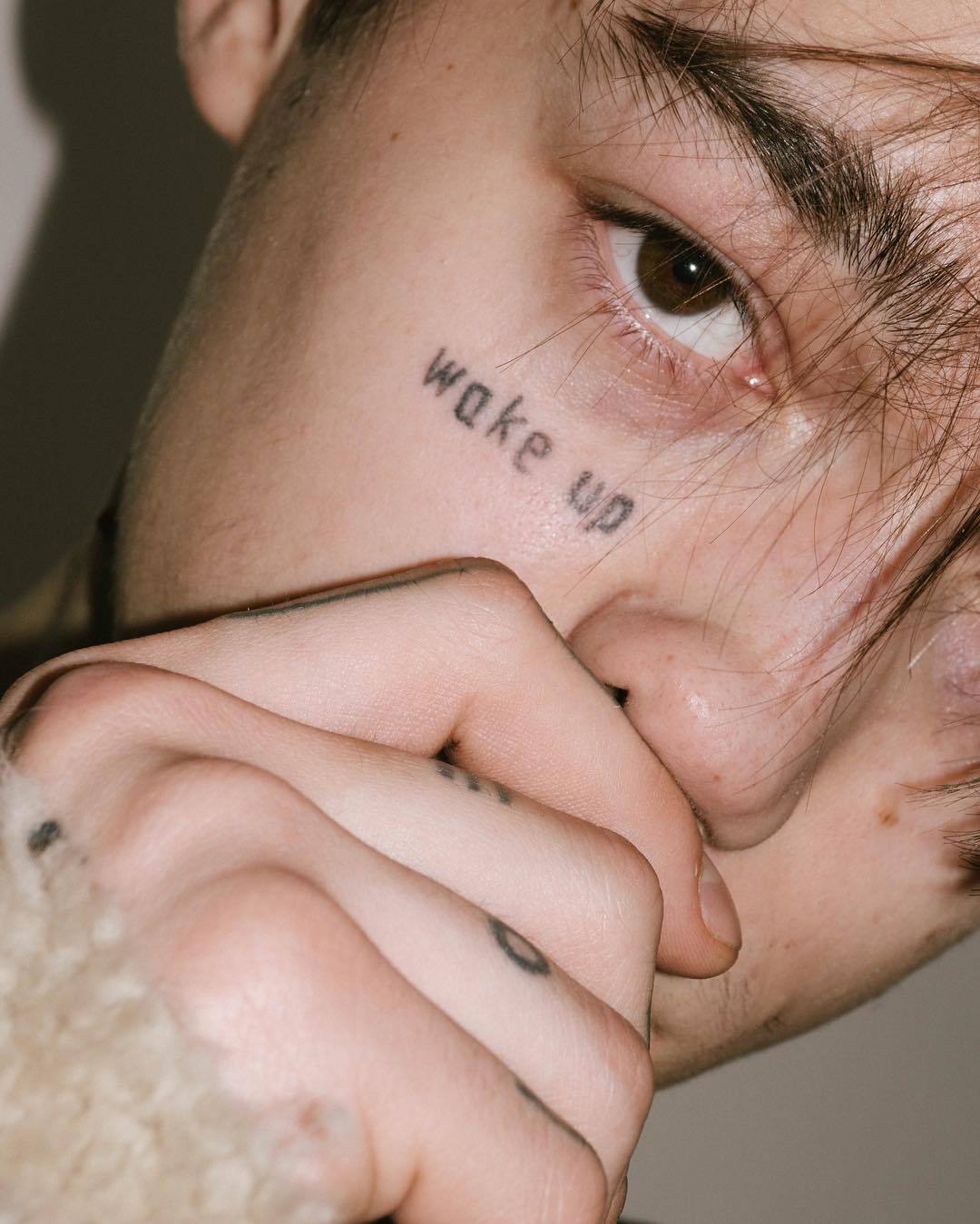 (图片来源:instagram@sashadidntwakeup)