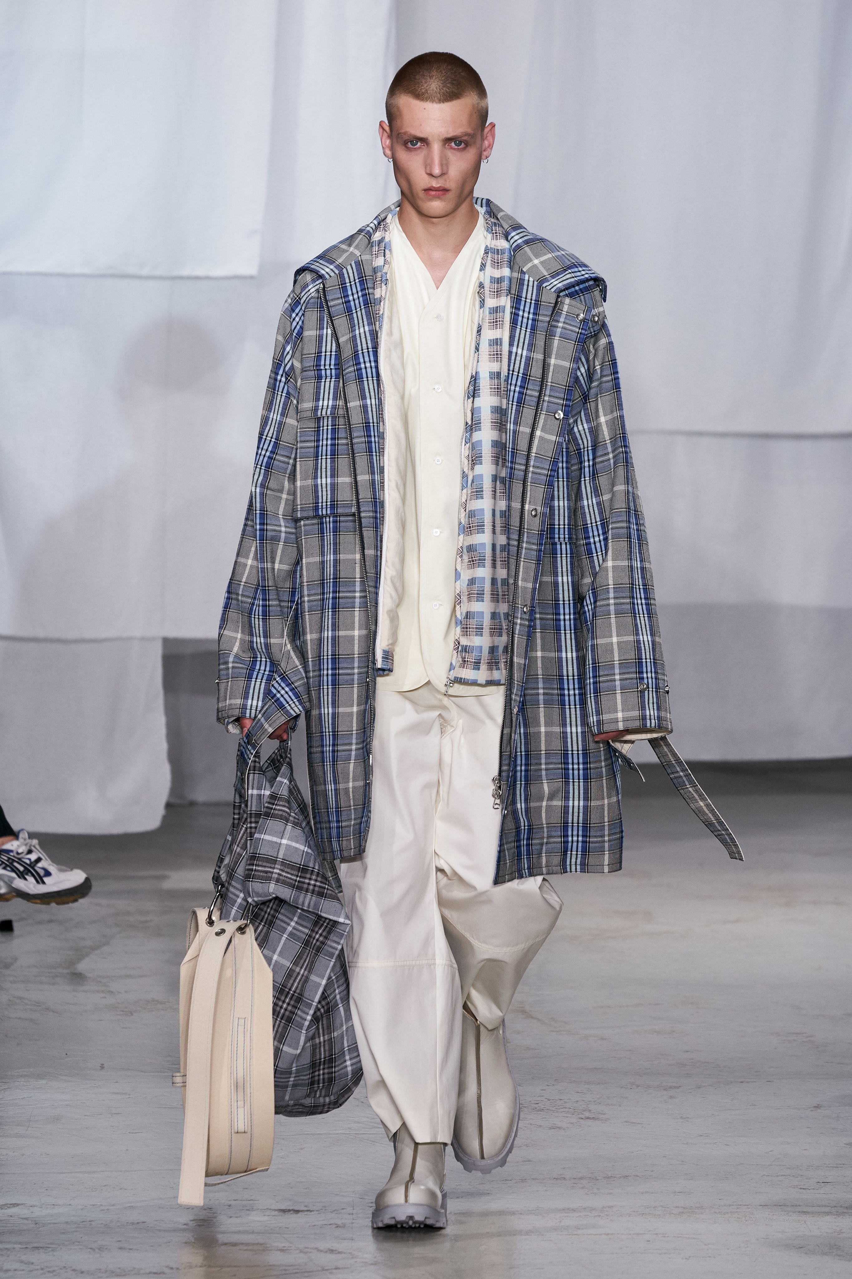 oamc 2020 春夏系列,男装的极简主义