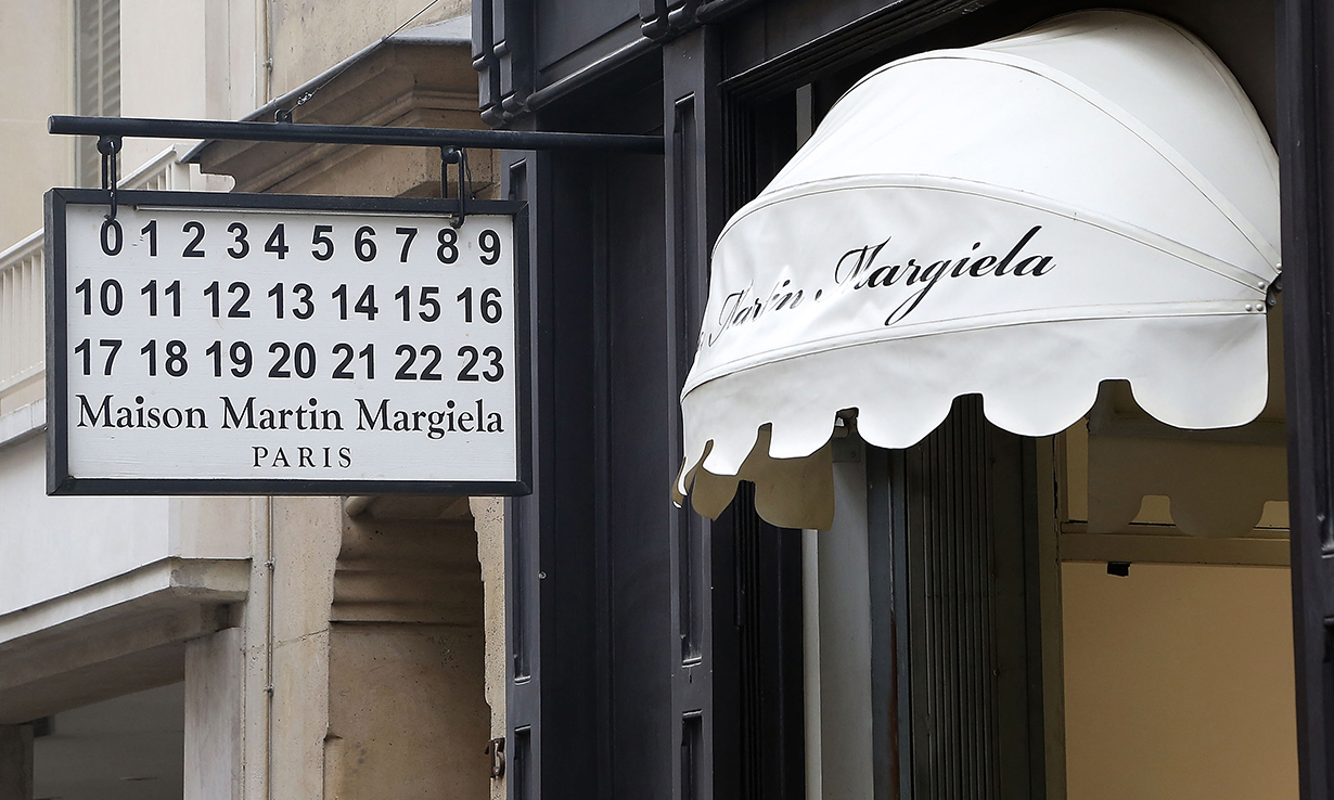 maison margiela 推出全新解构 chunky sneaker